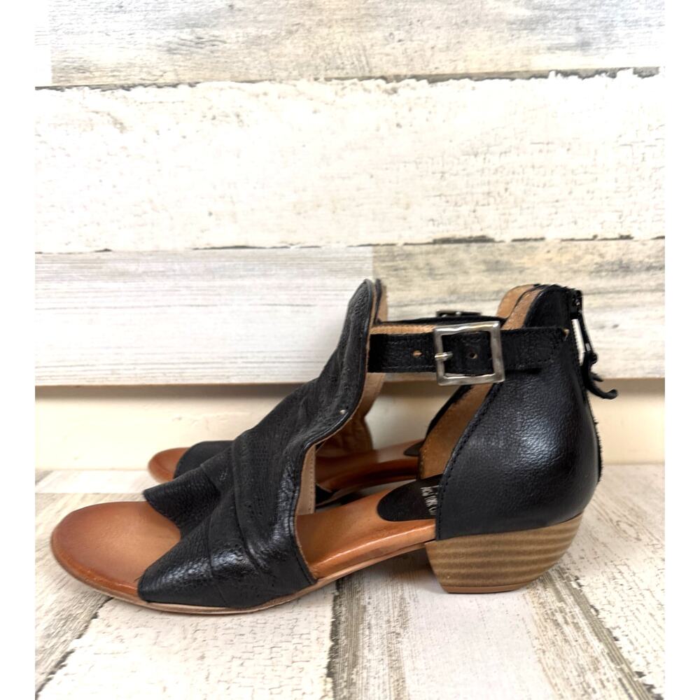 Miz Mooz Womens EU 38 Black Corra Embroidered Leather Peep Toe Heeled Sandals